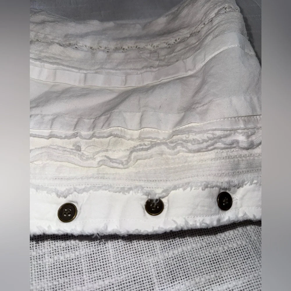 Euc We the Free white button down tank top sz medium - Picture 9 of 10